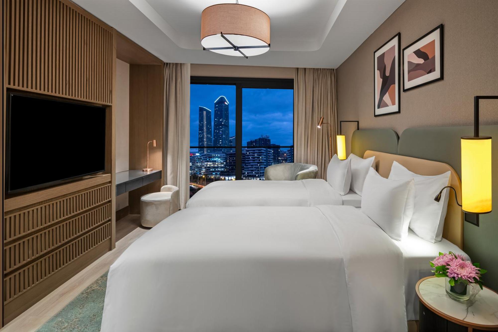 Moevenpick Living Istanbul Saklivadi Hotel Екстериор снимка