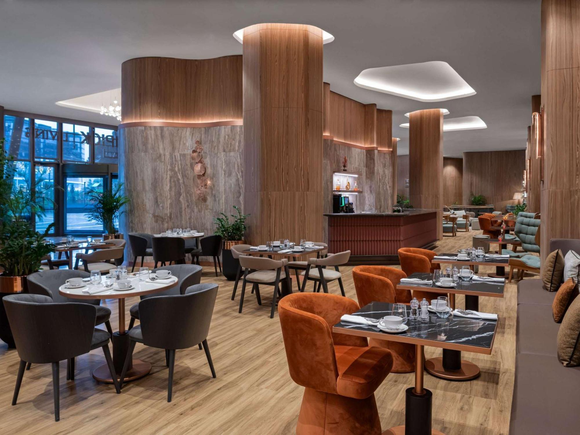 Moevenpick Living Istanbul Saklivadi Hotel Екстериор снимка