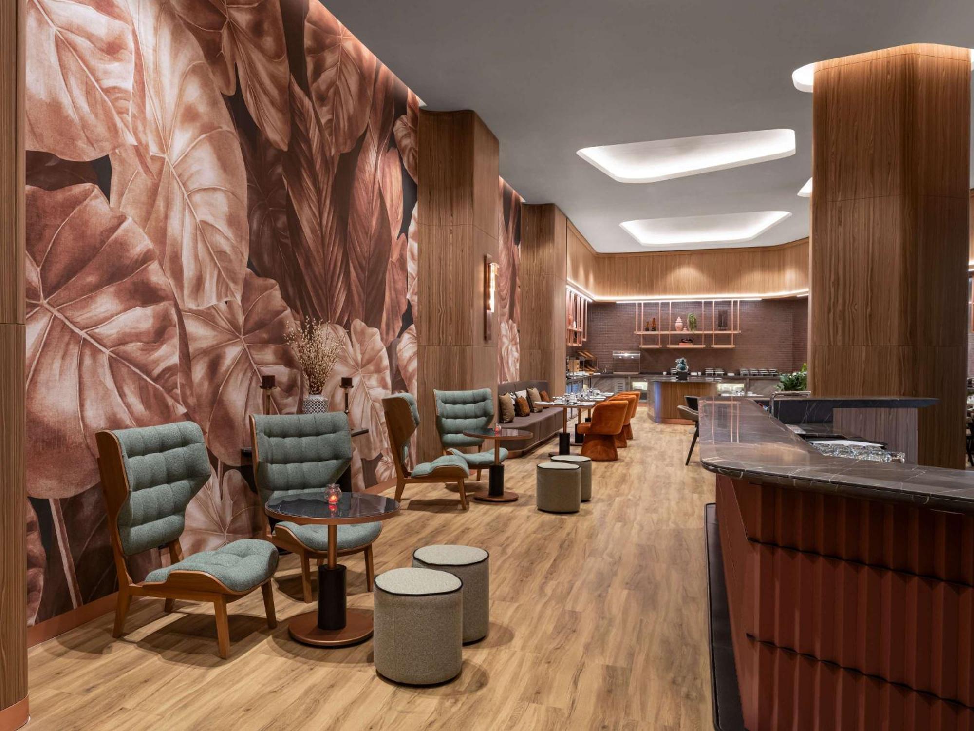 Moevenpick Living Istanbul Saklivadi Hotel Екстериор снимка