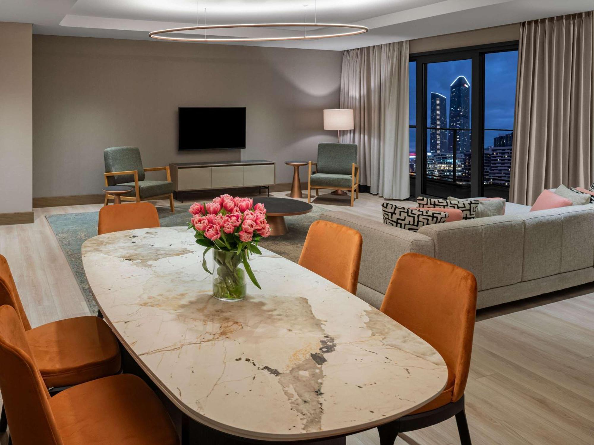 Moevenpick Living Istanbul Saklivadi Hotel Екстериор снимка