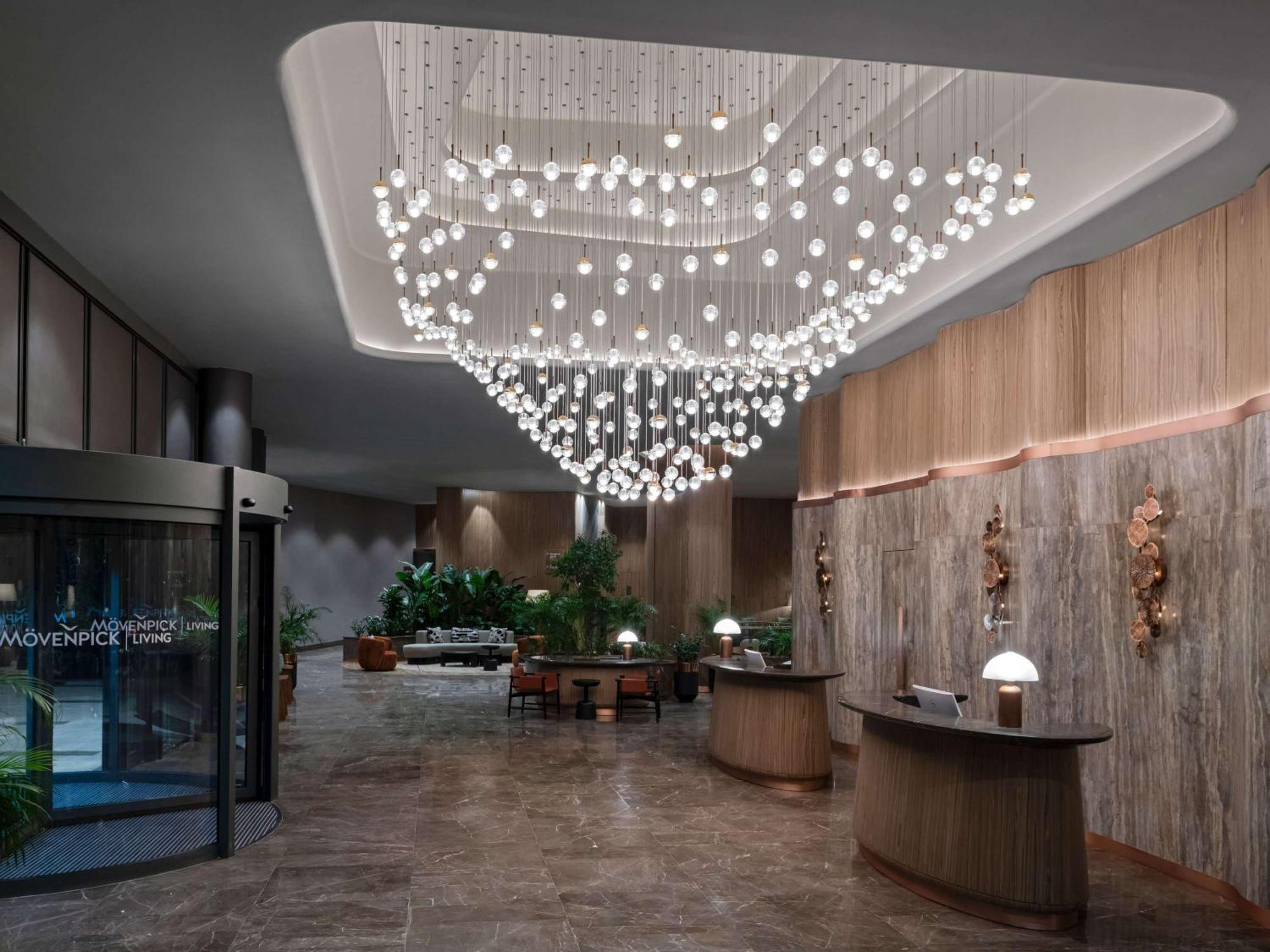 Moevenpick Living Istanbul Saklivadi Hotel Екстериор снимка